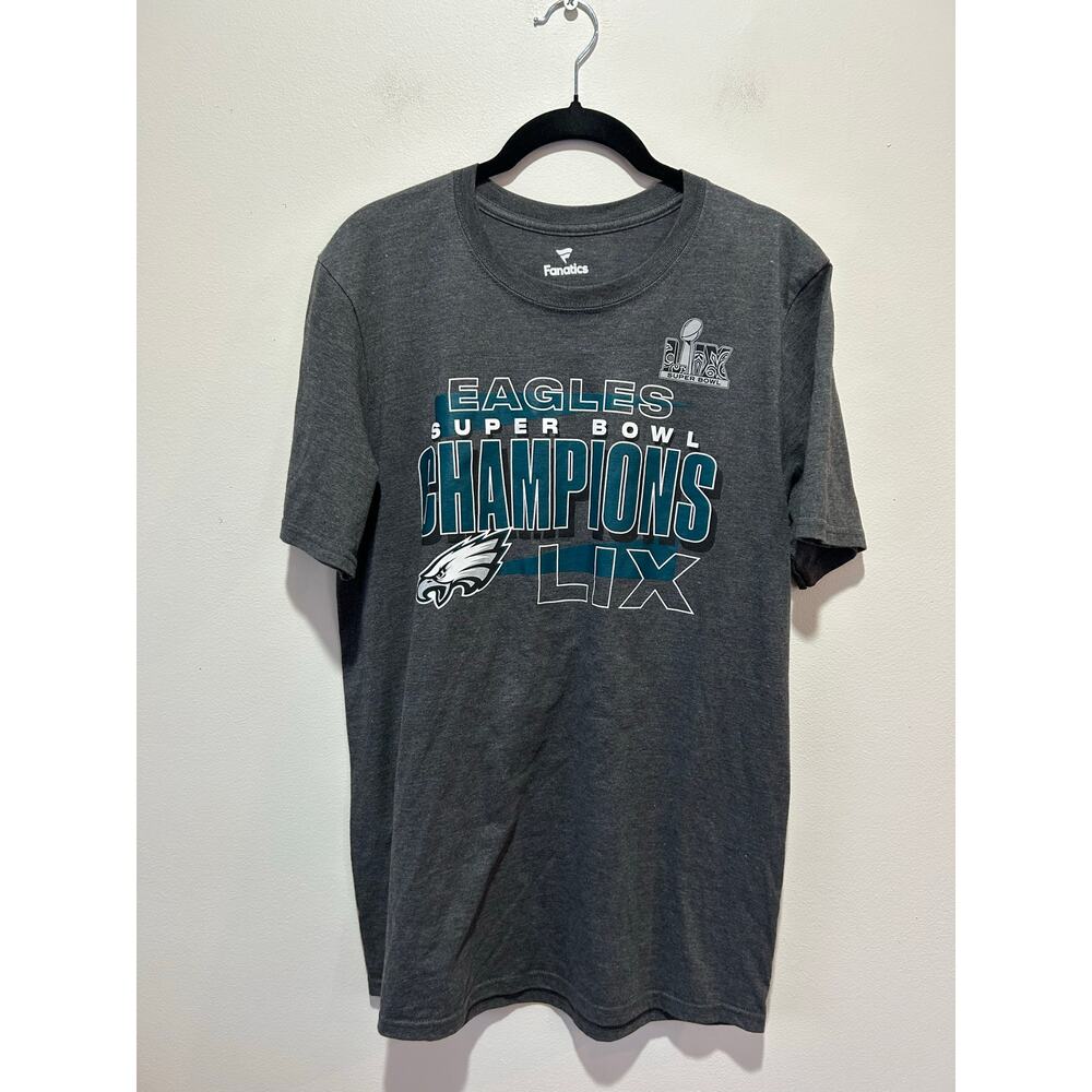 Fanatics Philadelphia Eagles football t shirt size M grey